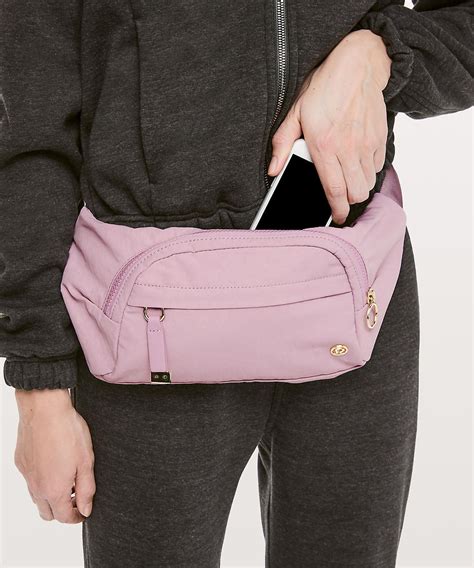 lululemon wanderlust belt bag dupe